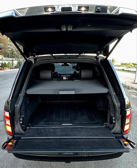 لاند روفر فوغ 2015 - صورة 3