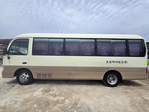 هيونداي كاونتي 2008 - صورة 4