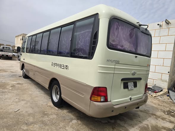 هيونداي كاونتي 2008 - صورة 5