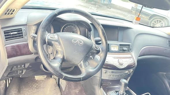 انفنتي M56 2011 - صورة 3