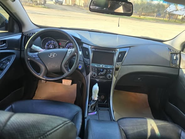 هيونداي ازيرا 2012 - صورة 1