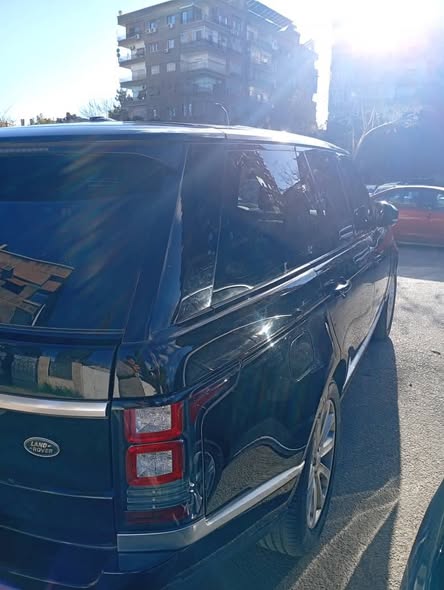 لاند روفر فوغ 2015 - صورة 3