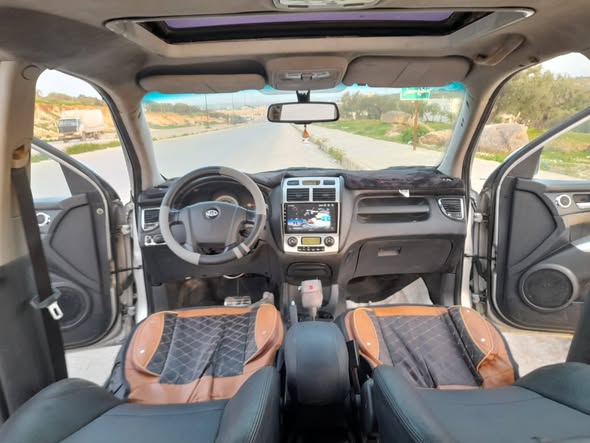 كيا سبورتاج 2006 - صورة 2