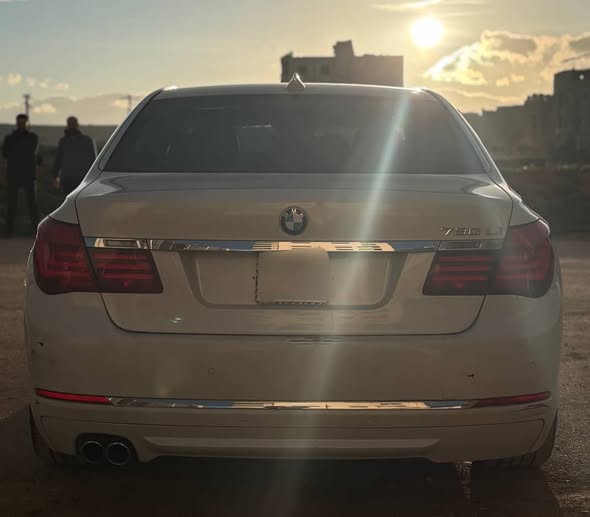 بي إم دبليو 730Li 2014 - صورة 2