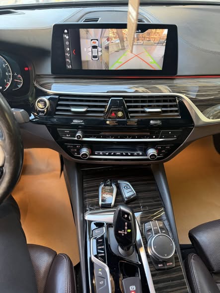 بي إم دبليو 530i 2018 - صورة 5