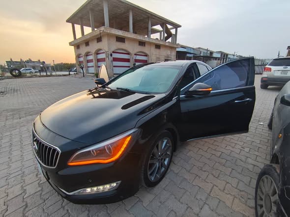 هيونداي أزيرا 2015 - صورة 2