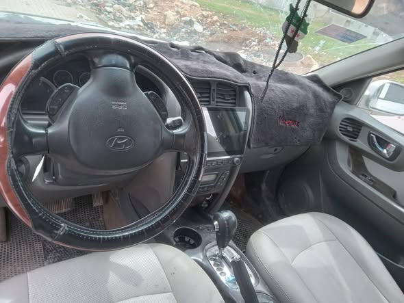 هيونداي سنتافي 2005 - صورة 5