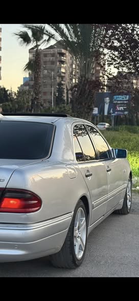 مرسيدس E420 1997 - صورة 2