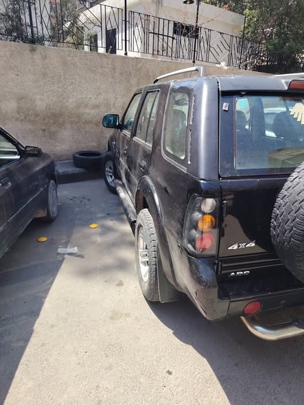 لاند وند X6 2007 - صورة 2