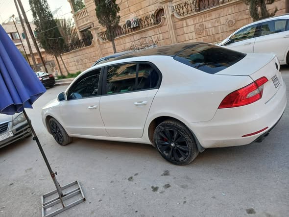 سكودا سوبرب 2015 - صورة 3