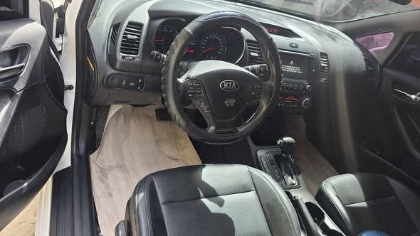 كيا كيه 3 2013 - صورة 5