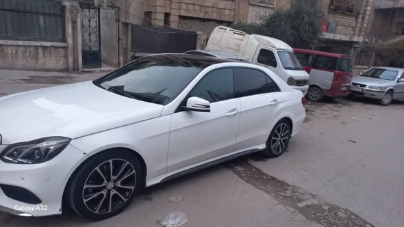 مرسيدس E300 2015 - صورة 4