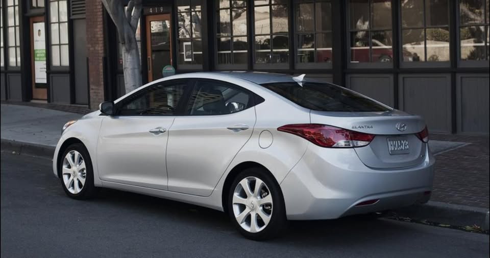 هيونداي النترا 2012