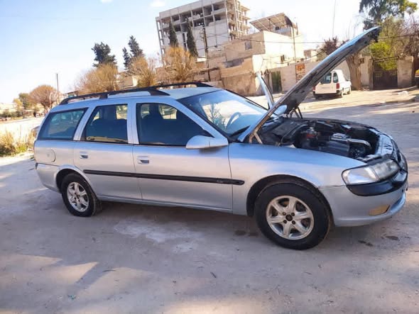 اوبل فيكترا 1997 - صورة 5