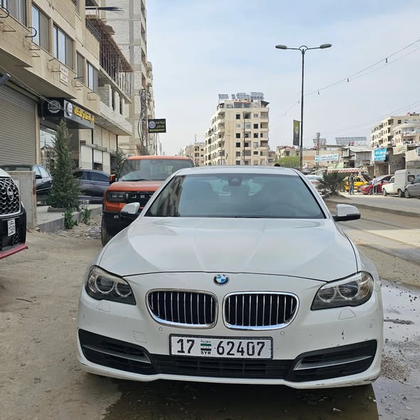 بي إم دبليو 528i 2014 - صورة 1