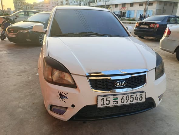 كيا ريو 2011 - صورة 2