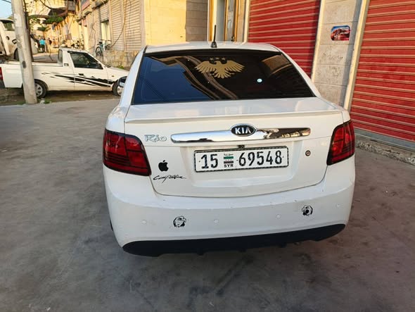 كيا ريو 2011 - صورة 5