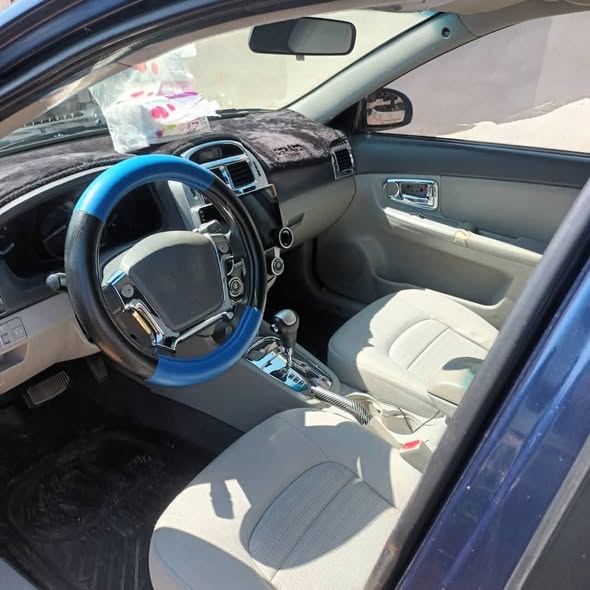 كيا سيراتو 2008 - صورة 2