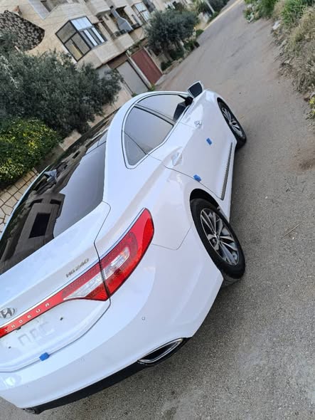 هونداي ازيرا 2012 - صورة 3