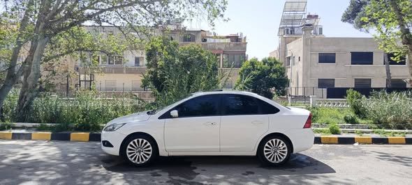 فورد فوكاس 2009 - صورة 5