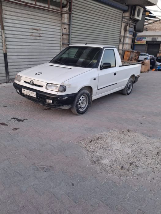 سكودا بيك اب 1998