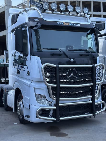 مرسيدس أكتروس 2018 - صورة 2