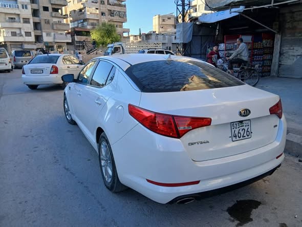كيا أوبتيما 2011 - صورة 2