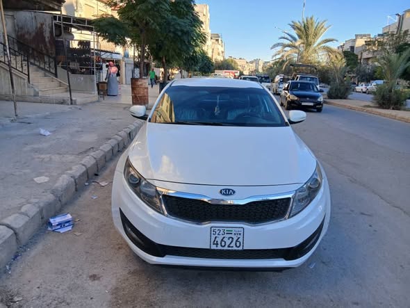 كيا أوبتيما 2011 - صورة 4