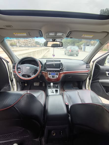 هيونداي سنتافيه 2009 - صورة 3