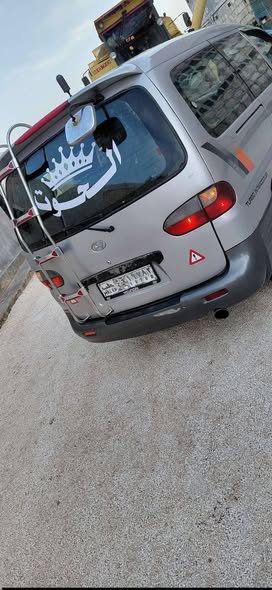 هيونداي ستاريكس 2003 - صورة 2