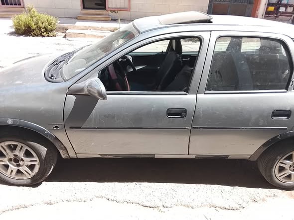 أوبل كورسا 1993 - صورة 2