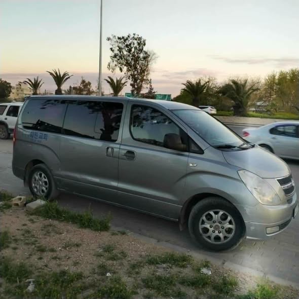 هيونداي H-1 2011 - صورة 4