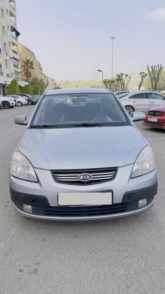 كيا ريو 2010 - صورة 1
