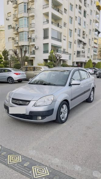 كيا ريو 2010 - صورة 2