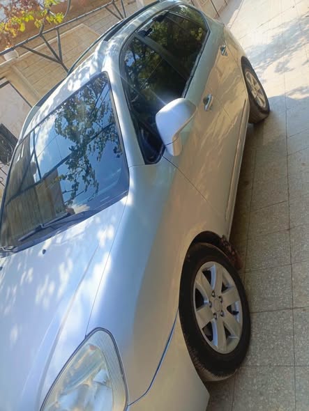 كيا كارينز 2008 - صورة 4