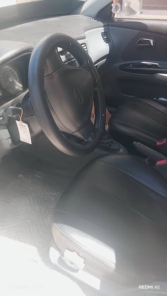 كيا ريو 2010 - صورة 3