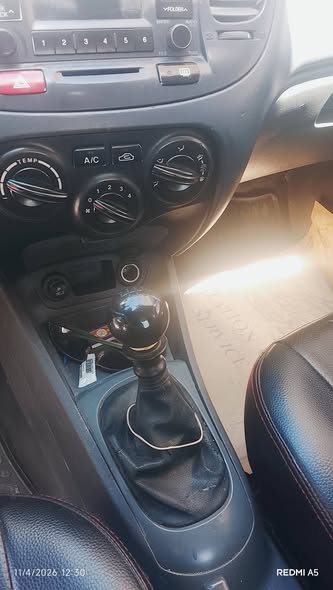 كيا ريو 2010 - صورة 5