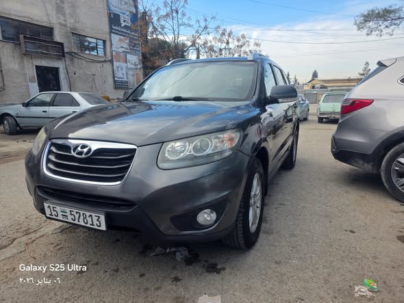 هيونداي سنتافيه 2010 - صورة 2