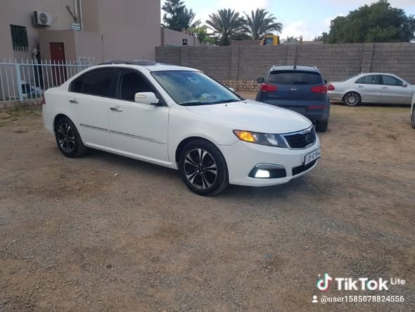 كيا لوتزي 2010 - صورة 2