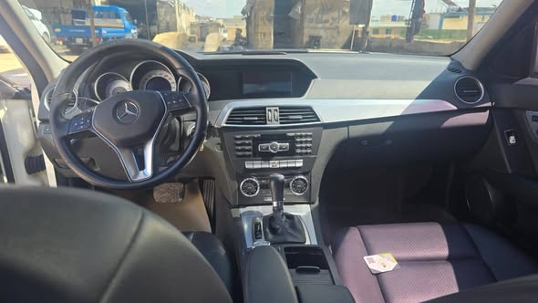 مرسيدس C220 2013 - صورة 2