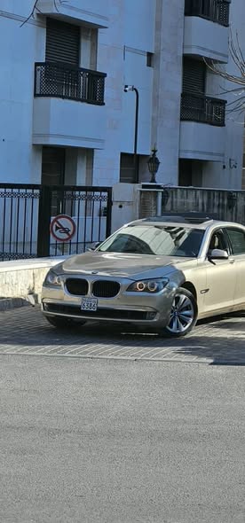 بي إم دبليو 730 2012 - صورة 3