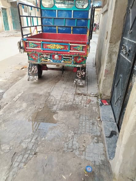 أخرى طرطورة 1986 - صورة 4