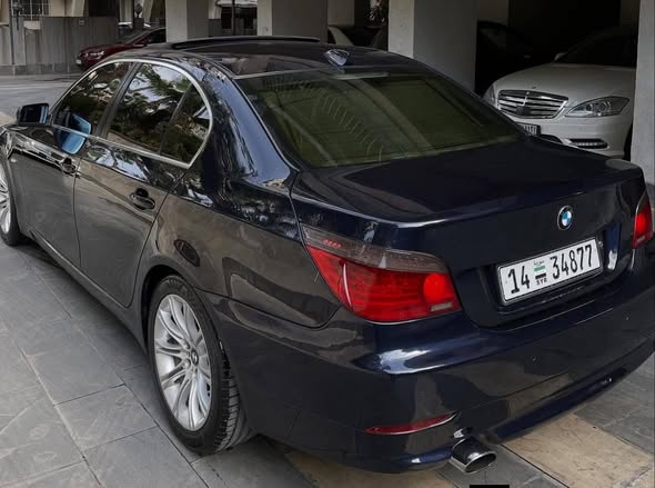 بي إم دبليو 520 2009 - صورة 4