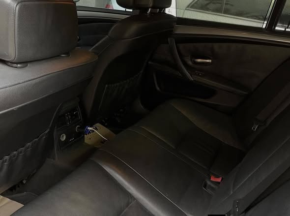 بي إم دبليو 520 2009 - صورة 5