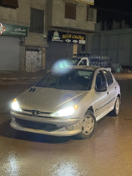 بيجو 206 2006 - صورة 2