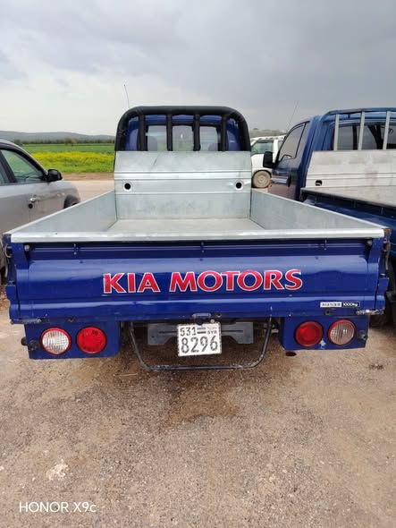 كيا بونغو 2700 2012 - صورة 3