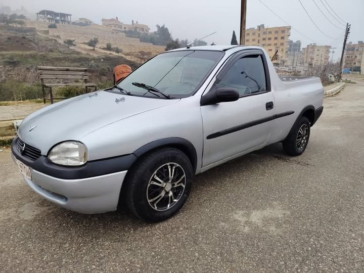 أوبل كورسا 1999