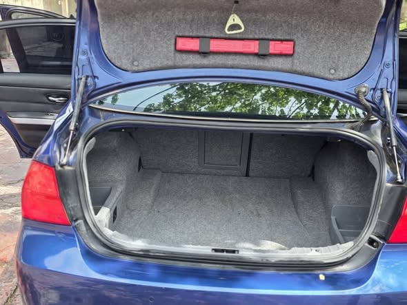 بي ام دبليو 520 2011 - صورة 5