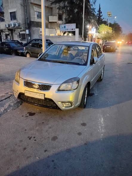 كيا ريو 2010 - صورة 2