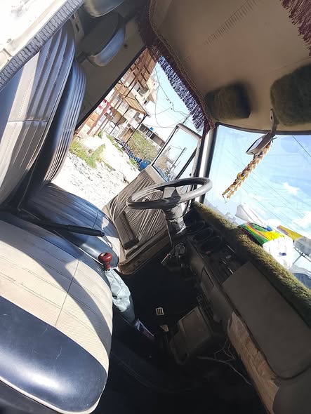 نيسان بيكاب 1995 - صورة 2